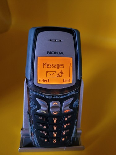Nokia 5210 unlocked mobile - 5210,