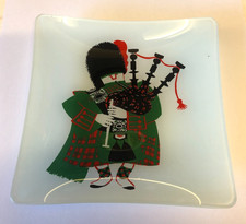 CHANCE GLASS Kenneth Townsend SCOTTISH PIPER 1973