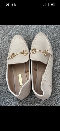 Women new shoes size 5 - new,