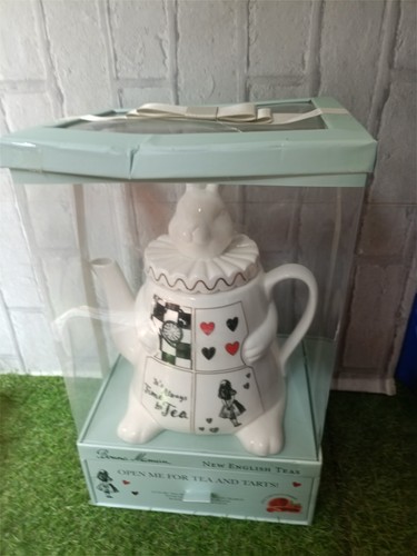 Alice wonderland large - wonderland,