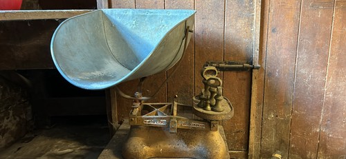 Old avery shop - shop,