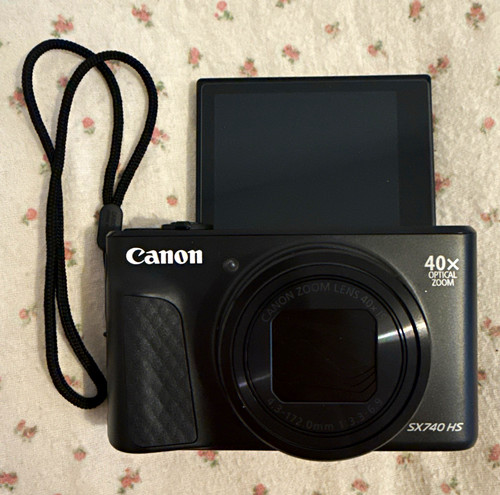 Canon powershot sx740 - canon,