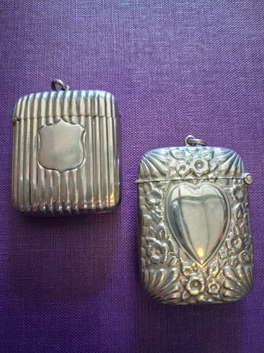 White metal vintage - white,