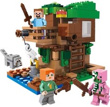 Minecraft Tree House Building Block Set Includes Figures + Build Blocks In Bag