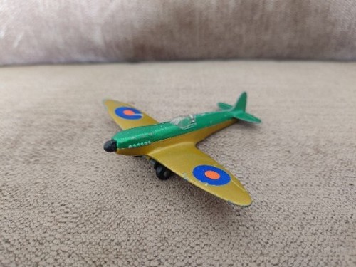 Matchbox spitfire fighter - matchbox,