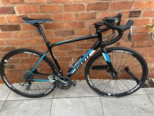 Giant Road Bike Medium Frame
