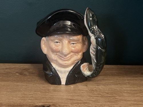 Royal doulton small character - royal,