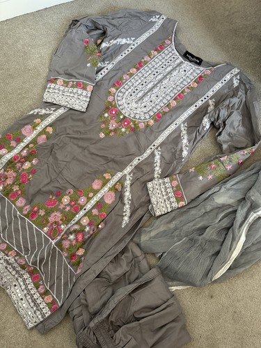 Salwar kameez suit with scarf - salwar,