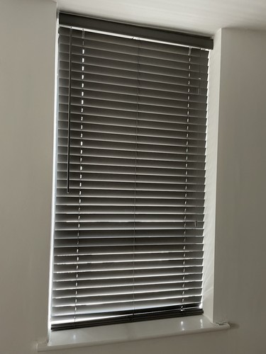 Grey venetian blind - venetian,