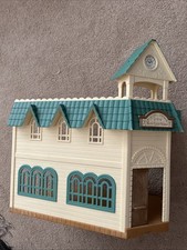 Sylvanian Families Berry Grove School & Furniture