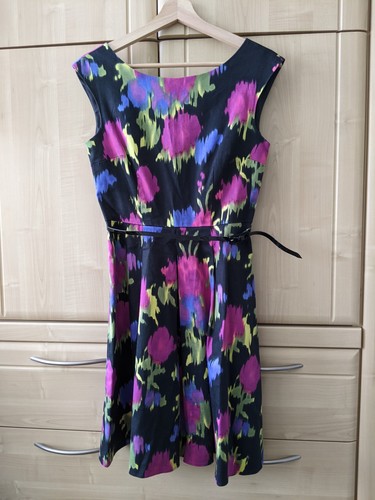 Beautiful colourful sleeveless - colourful,