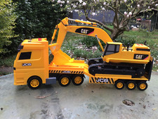 LARGE BATTERY POWERED CAT EXCAVATOR 1993 & JCB LOW LOW-LOADER With SOUNDS