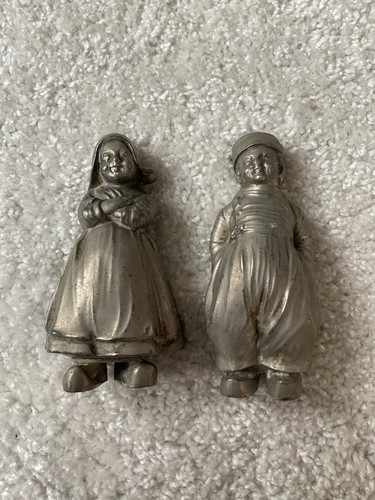 Vintage pewter salt and - salt,