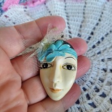 Vintage Art Deco Flapper Lady