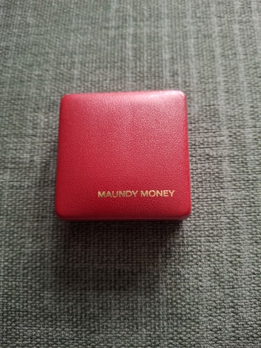 Red royal maundy money - maundy,