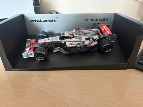 Minichamps mclaren mp4 2006 - mclaren,