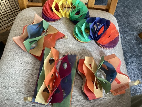 Fantastic vintage paper chains - fantastic,