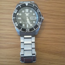 Seiko 5 Sports Men's Black Watch - SNZF17