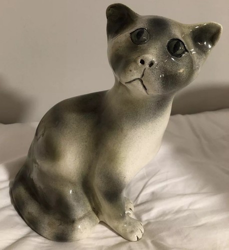 Vintage ceramic cat figurine - vintage,