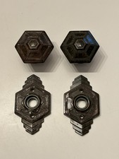 BAKELITE DOOR KNOBS AND BACK