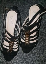 Unze shoes
