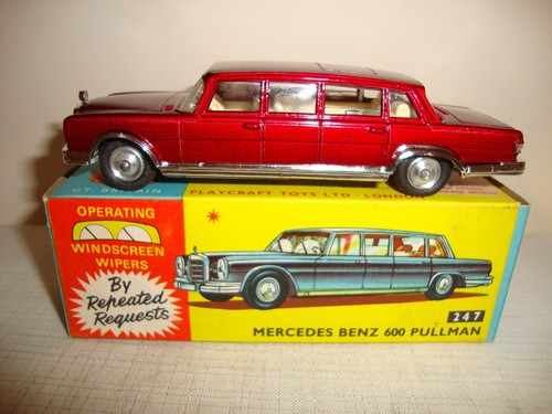 Corgi 247 mercedes - benz, 600