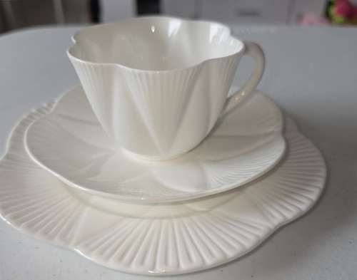 Antique china dainty - antique, white