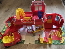 McDonalds Vintage Playset Restaurant Drive Thru Carry Set With Accessories 2003