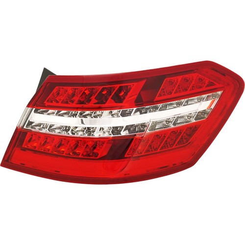Tail light right - tail,