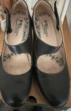 El Naturalista Mary Jane Shoes