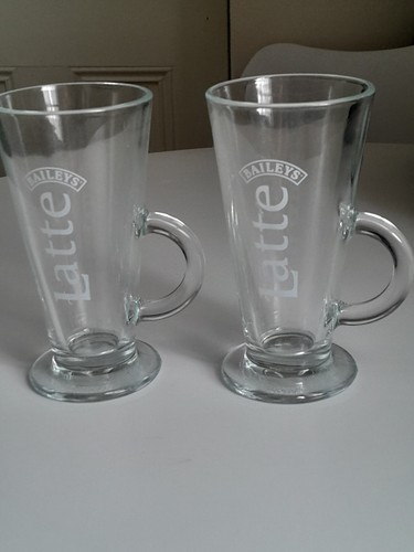 Pair baileys tall latte - of,