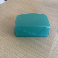 New TUPPERWARE Butter Dish/Keeper GREEN