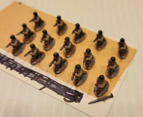 Early war riflemen - war,