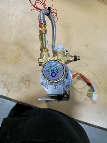 Rotations pump fluid - rotations, fluid-o-tech