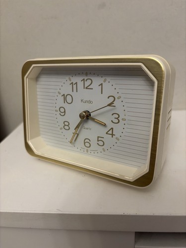 Kundo quartz alarm - clock, west