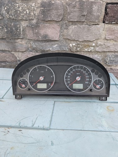 Speedo clocks cluster - cluster, dials