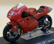 IXO 1:24 2002 Yamaha YZR-M1 - Max Biaggi MotoGP