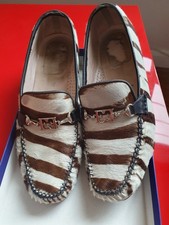 Ladies Escada shoes with pony