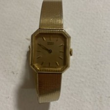 Seiko Women's Gold Tone Octagon Quartz Watch Mesh Band ,safety chain. 