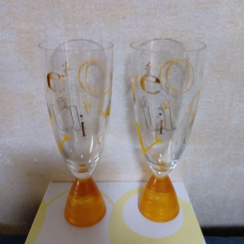 Veuve clicquot champagne - veuve,
