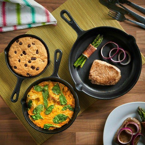 Cast iron skillet - iron, frying