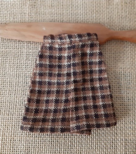 Sindy dolls country walk wool - country,