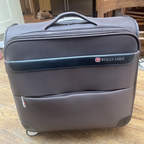 Wenger saber wheeled swiss - saber,