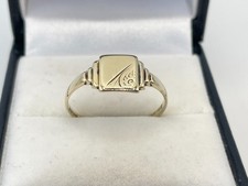 Vintage 9ct Gold Childs / Ladies Signet Ring. Goldmine Jewellers.
