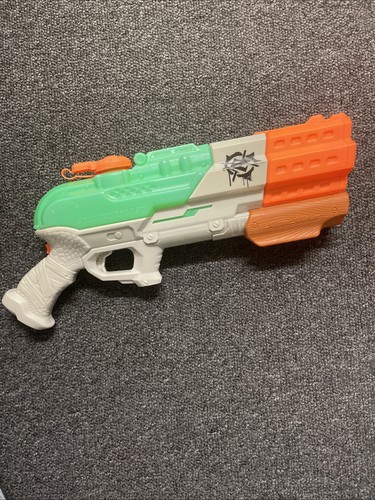 Nerf super soaker zombie - soaker,