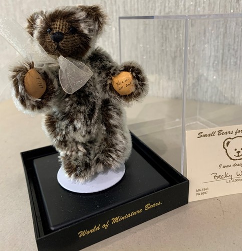 World miniature bears tippy - bears,