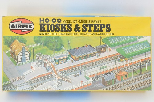 Airfix kiosks steps - kiosks,