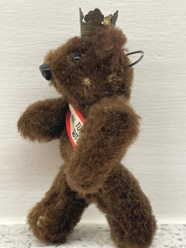 Schuco bear souvenir brooch - schuco,