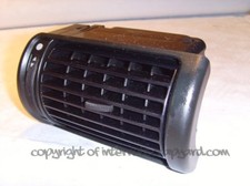 Audi A4 B5 94-01 2.6 V6 estate dashboard air vent passenger side NSF