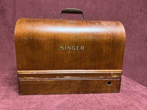 Vintage singer electric sewing - electric,
